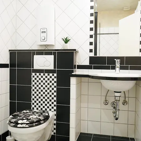 Gartenblick Apartment-terrasse-parkplatz- Waschmaschine-garten Apartamento