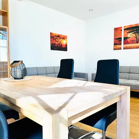 Gartenblick Apartment-terrasse-parkplatz- Waschmaschine-garten شقة ولفسبورج